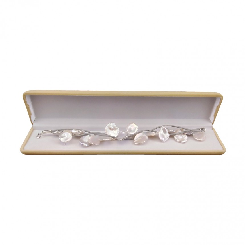 Bracelet made of genuine white keshi pearls on a thong 19 cm PB49-1