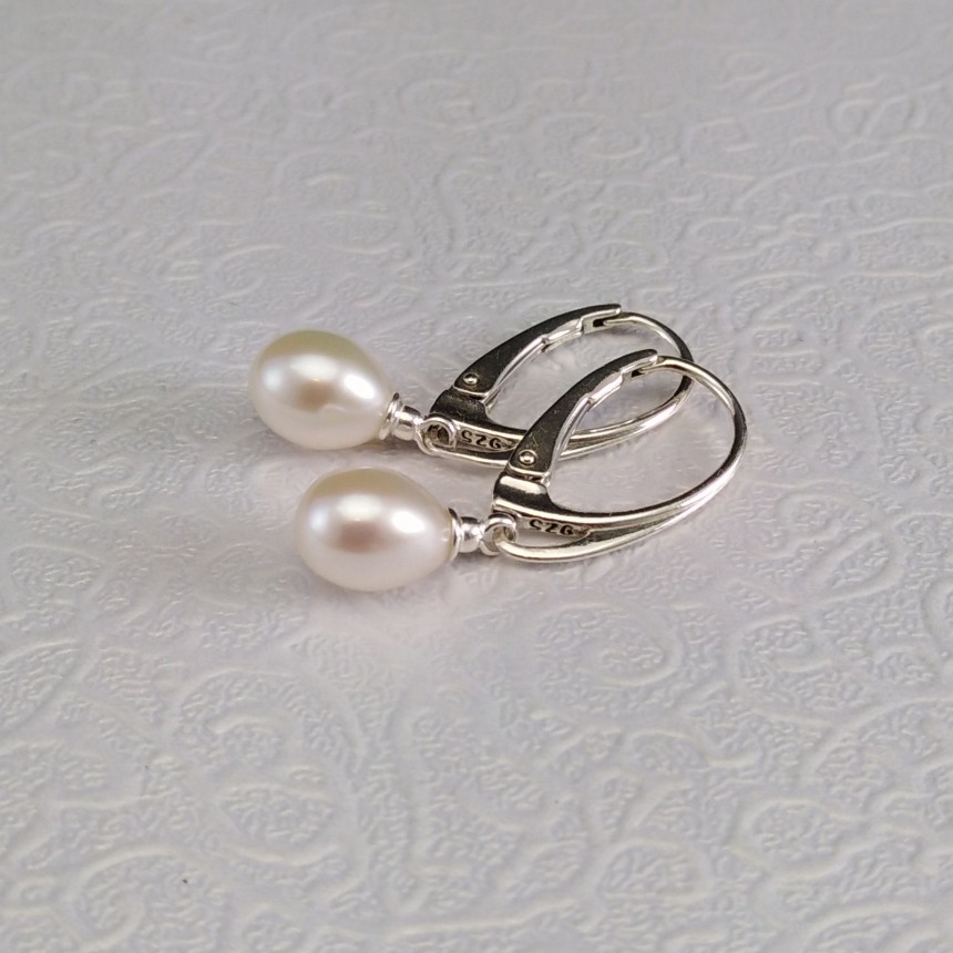 Earrings with natural white pearls 7 - 8.5 mm on silver English earwires PK38 