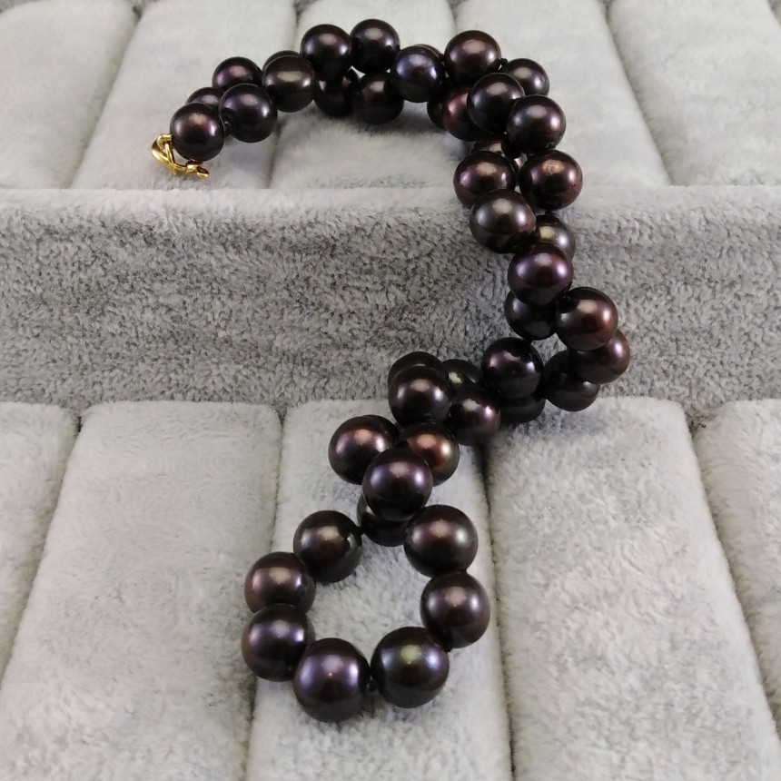 Necklace made of real brown pearls PNS28