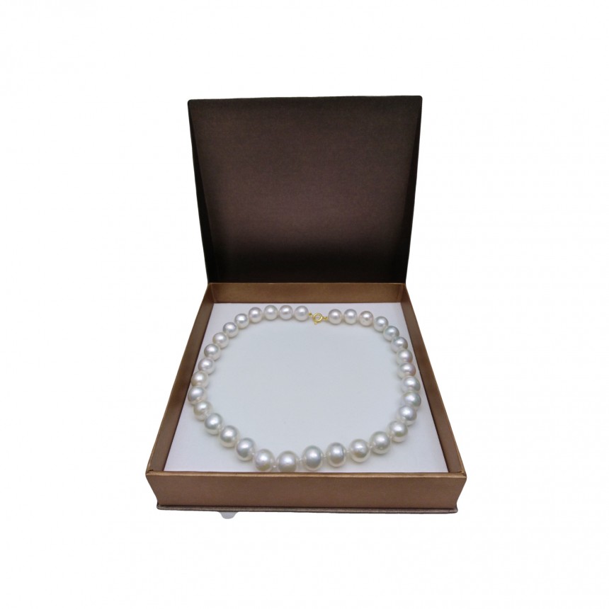 Classic necklace made of real white round pearls 46 cm PNS47