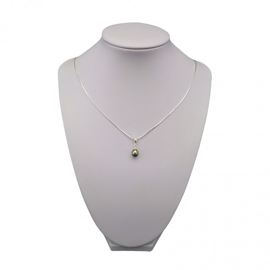 Pendant with a real pearl in the shape of a teardrop 6-9 mm PW33